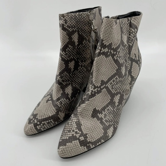 Dolce Vita Snakeskin Cotlyn Ankle Booties 8.5 - Picture 3 of 6